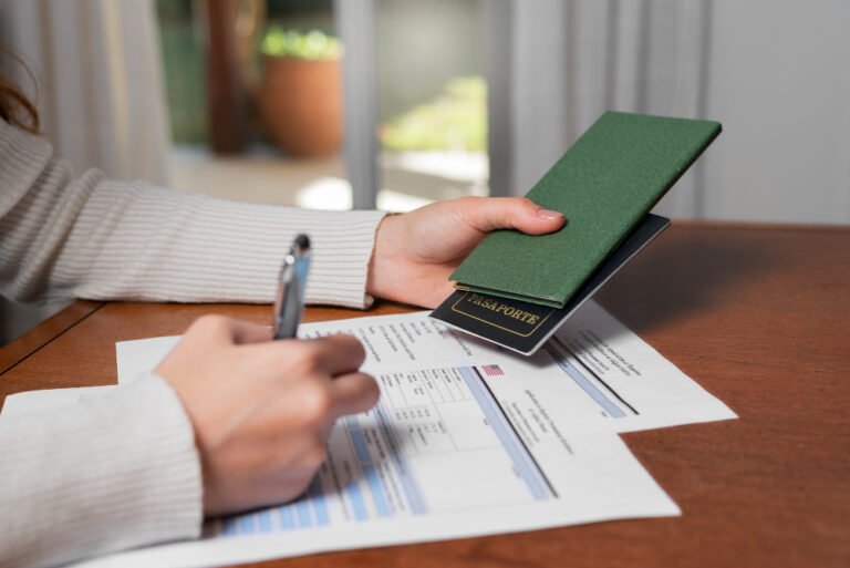 UAE Extends Passport Validity