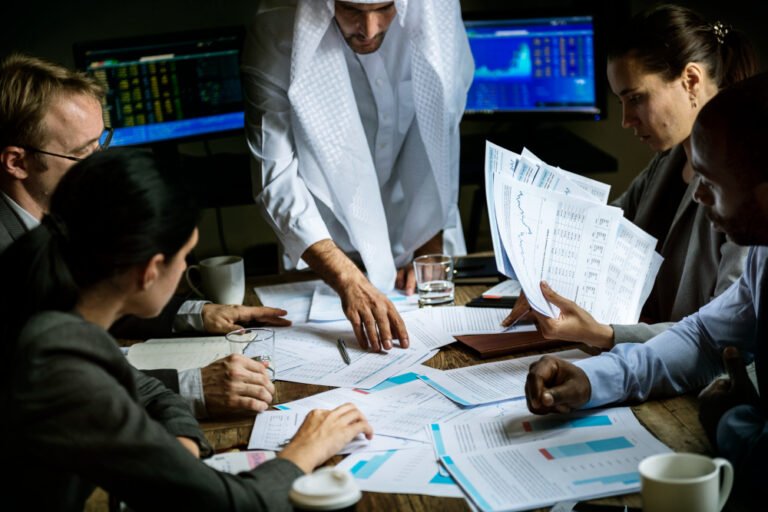UAE Central Bank Suspends Minimum Bank Balance Increase